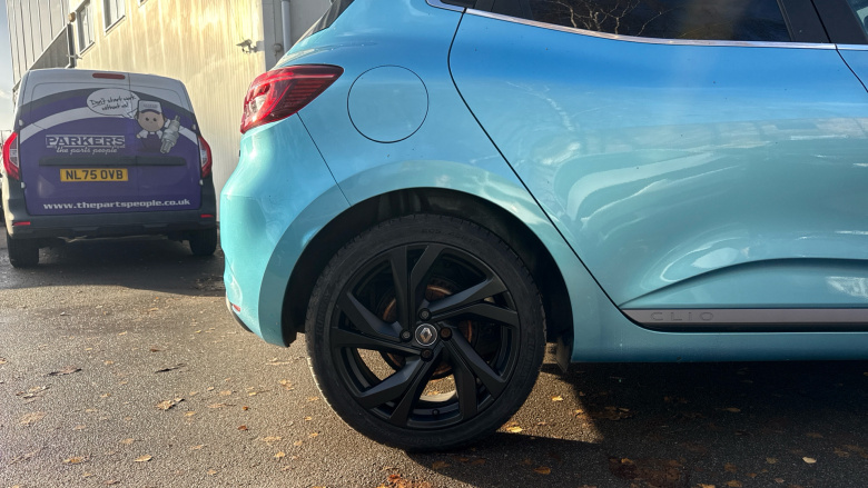 Renault Clio 1.3 TCe 130 RS Line 5dr EDC Petrol Hatchback